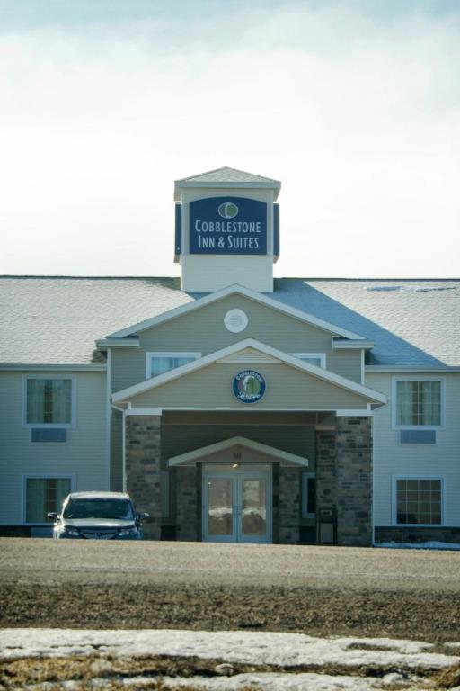 Cobblestone Inn & Suites – Soda Springs
