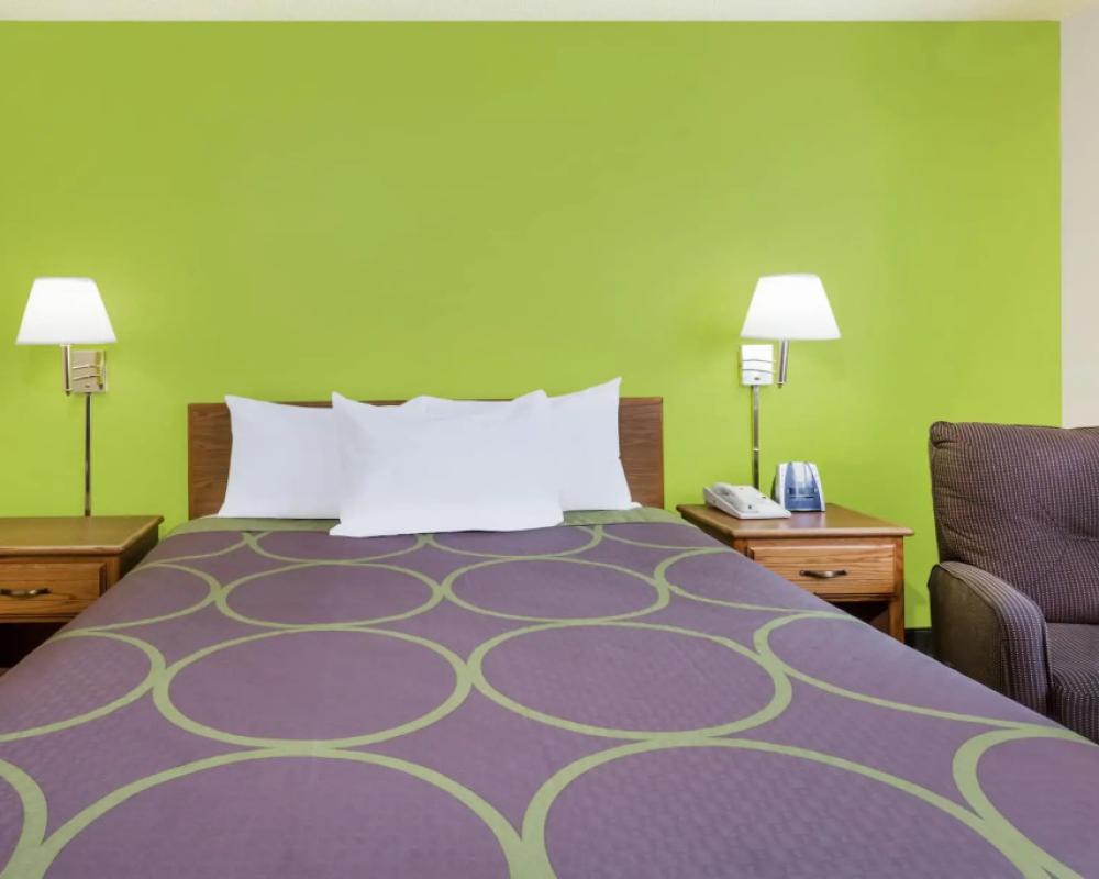 Super 8 by Wyndham Tappahannock VA