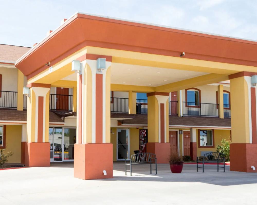 Sands Inn & Kitchen Suites