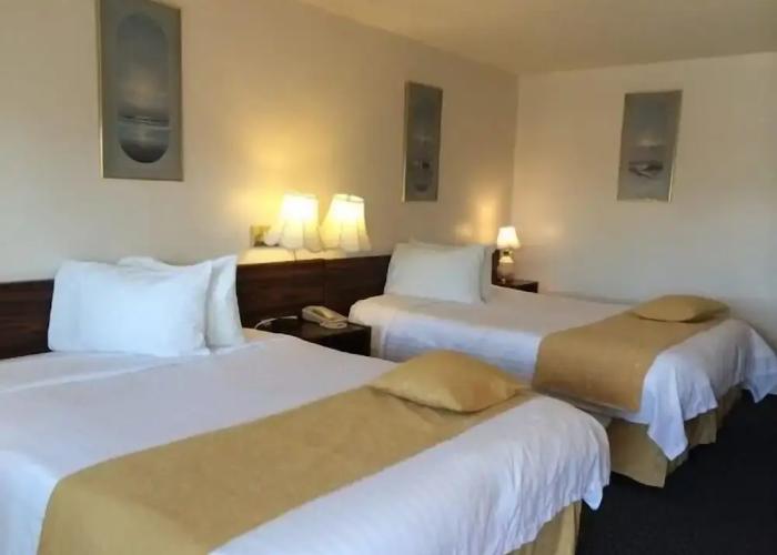 Circle 5 Motel