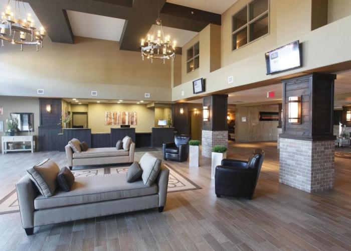Pomeroy Inn & Suites at Olds