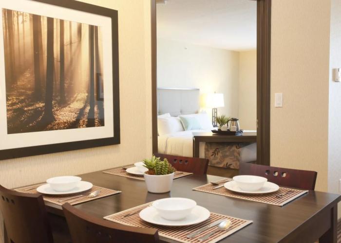 Pomeroy Inn & Suites at Olds
