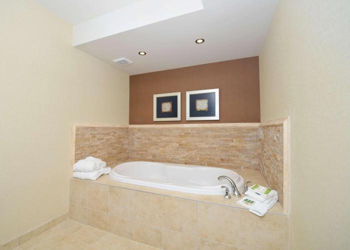Best Western Cold Lake Inn