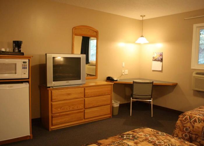 Lamplighter Inn