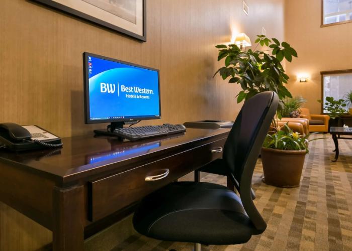 Best Western Diamond Inn