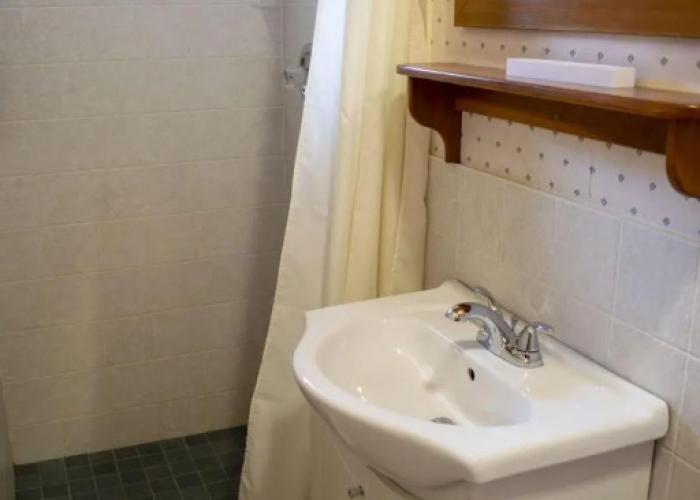 Crandell Mountain Lodge