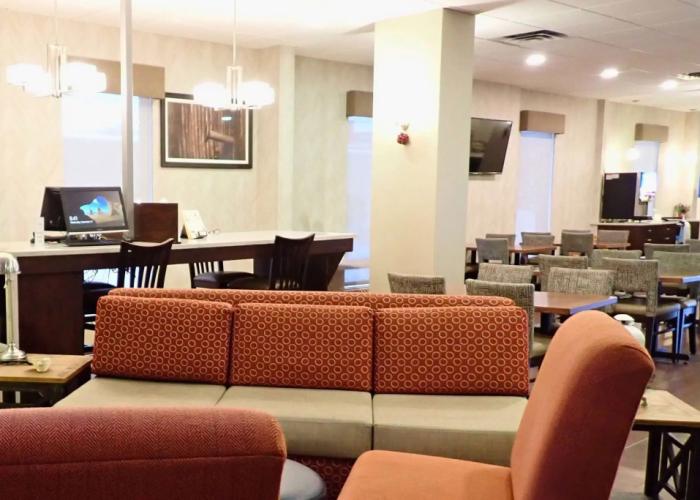 Days Inn by Wyndham Airdrie