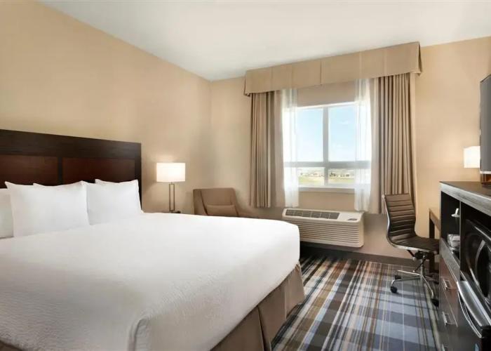Fairfield Inn & Suites by Marriott Airdrie