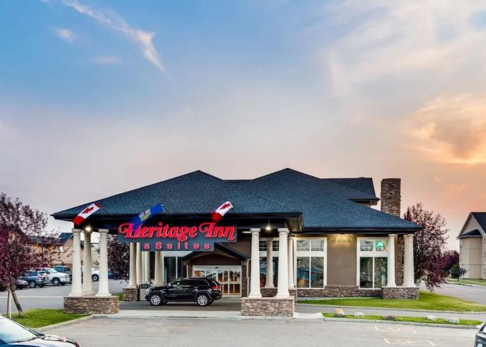 Heritage Inn & Suites