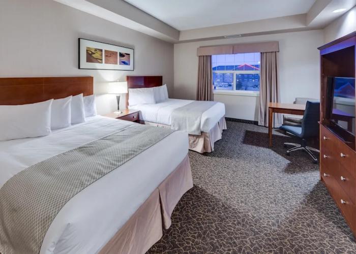 Heritage Inn & Suites