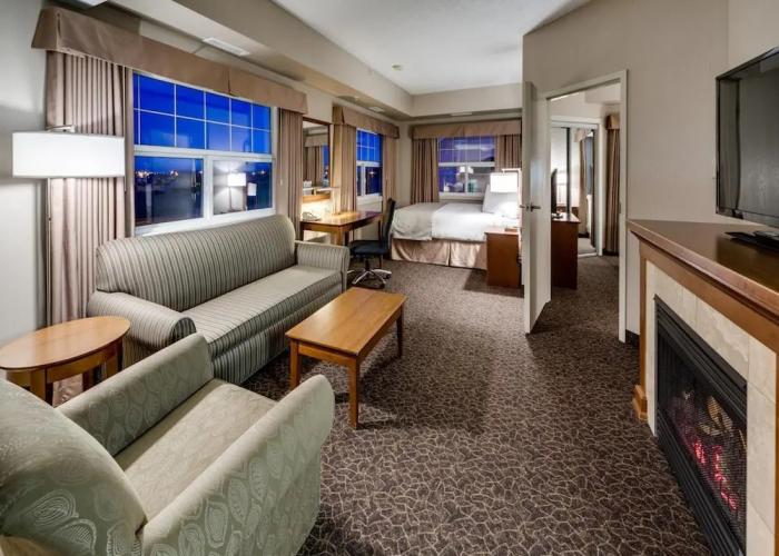 Heritage Inn & Suites