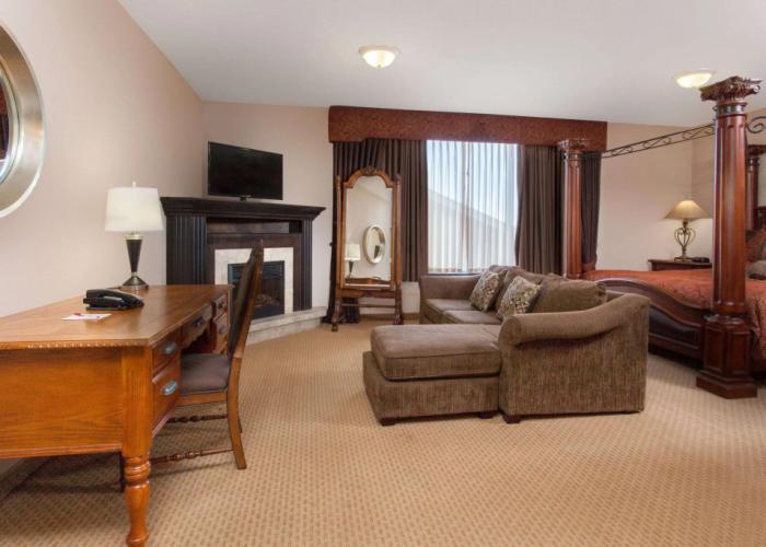 Ramada by Wyndham Brooks