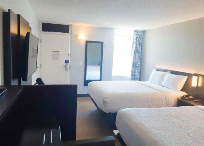 Motel 6 Brooks, AB
