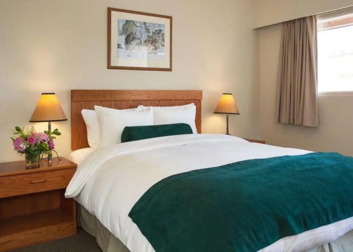 The Lodge at Arrow Lakes