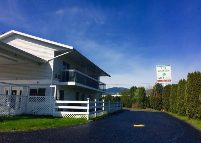 Ace Western Motel