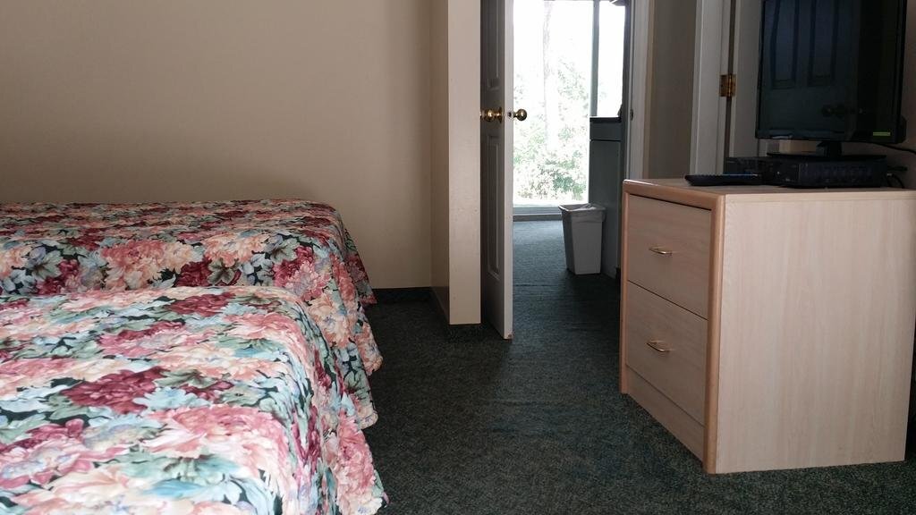 Hotel Civilia Lakeside by Civilia Golf Retreat