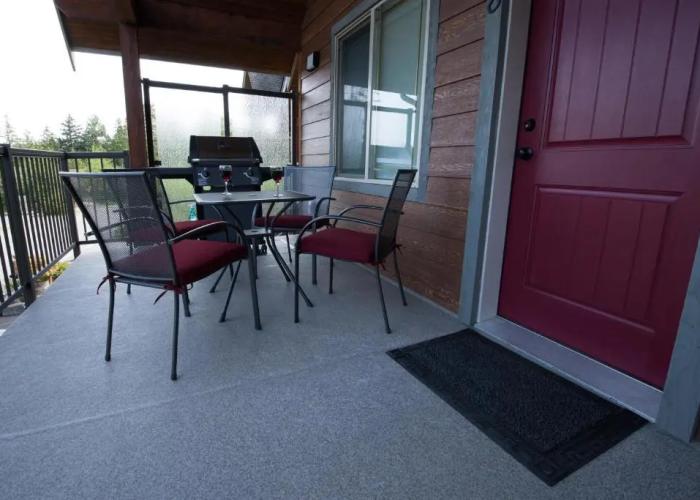 Cabins West