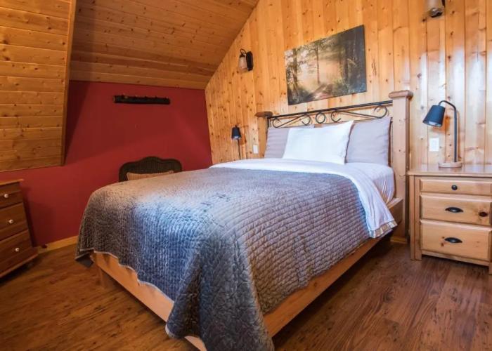 Cabins West