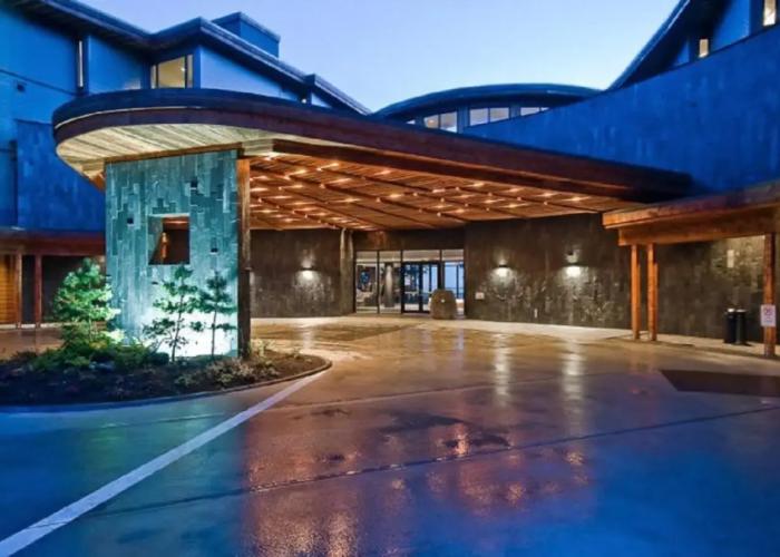 Black Rock Oceanfront Resort