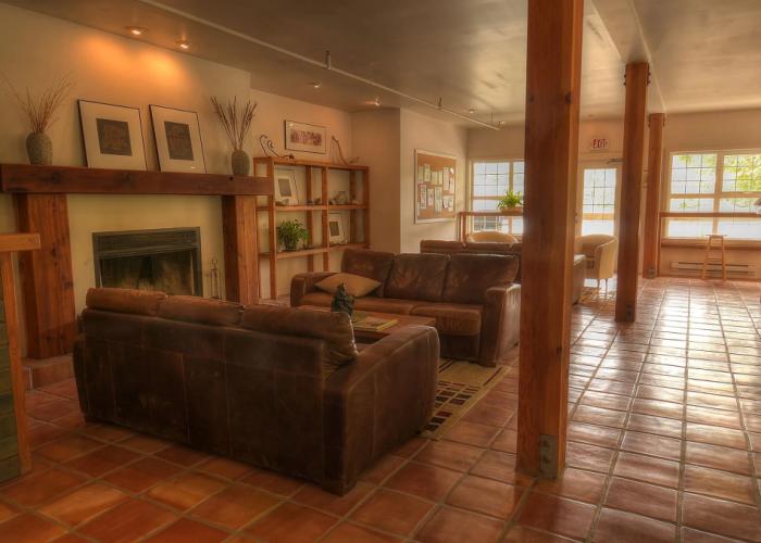 Waters Edge Shoreside Suites