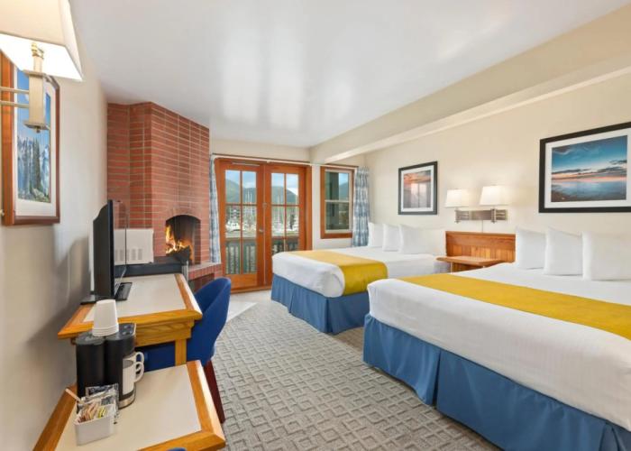 Canadian Princess Lodge & Marina