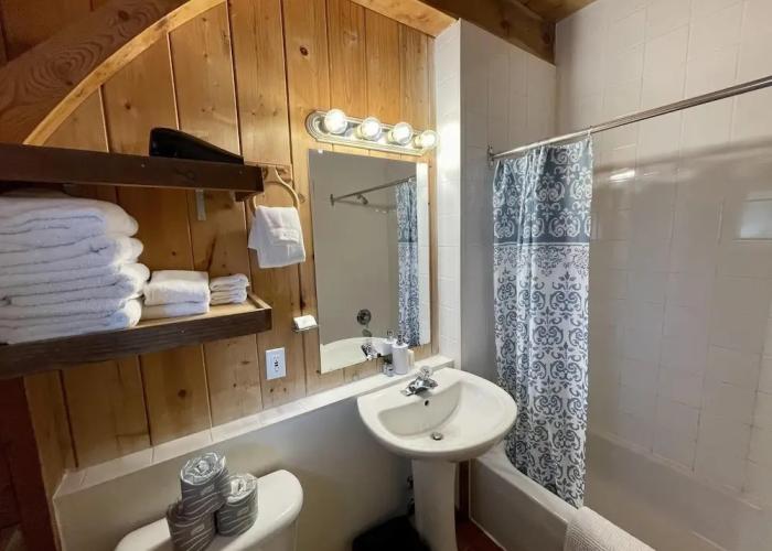 Black Bear Cottage
