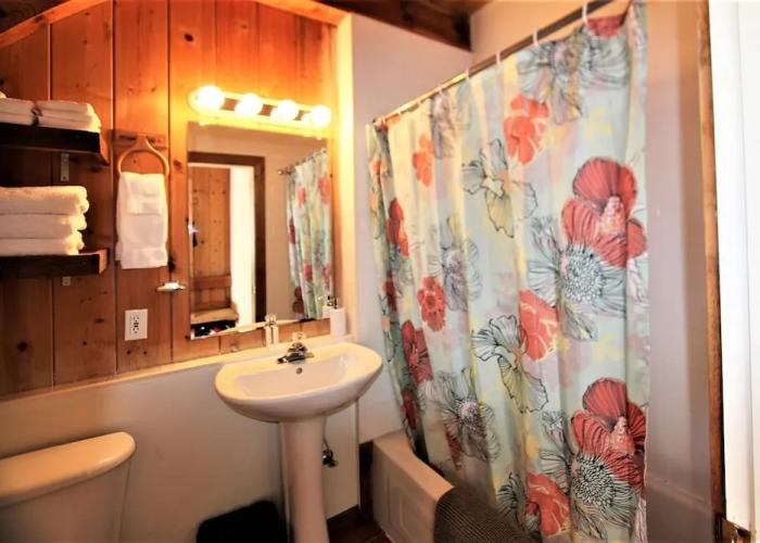 Black Bear Cottage