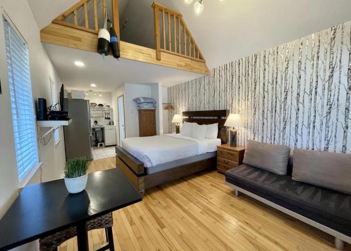West Coast Cabin