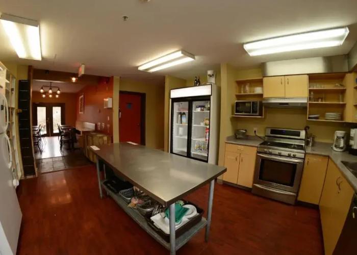 Squamish Adventure Inn