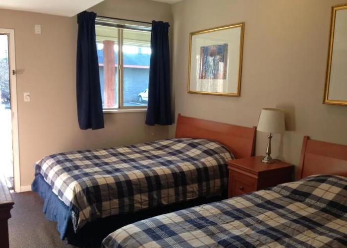Squamish Adventure Inn