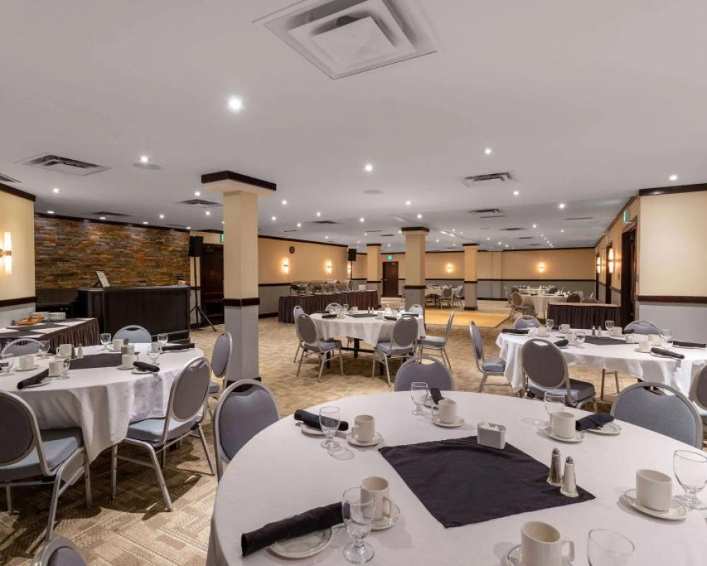 фото Ramada by Wyndham Northern Grand Hotel & Conference Centre