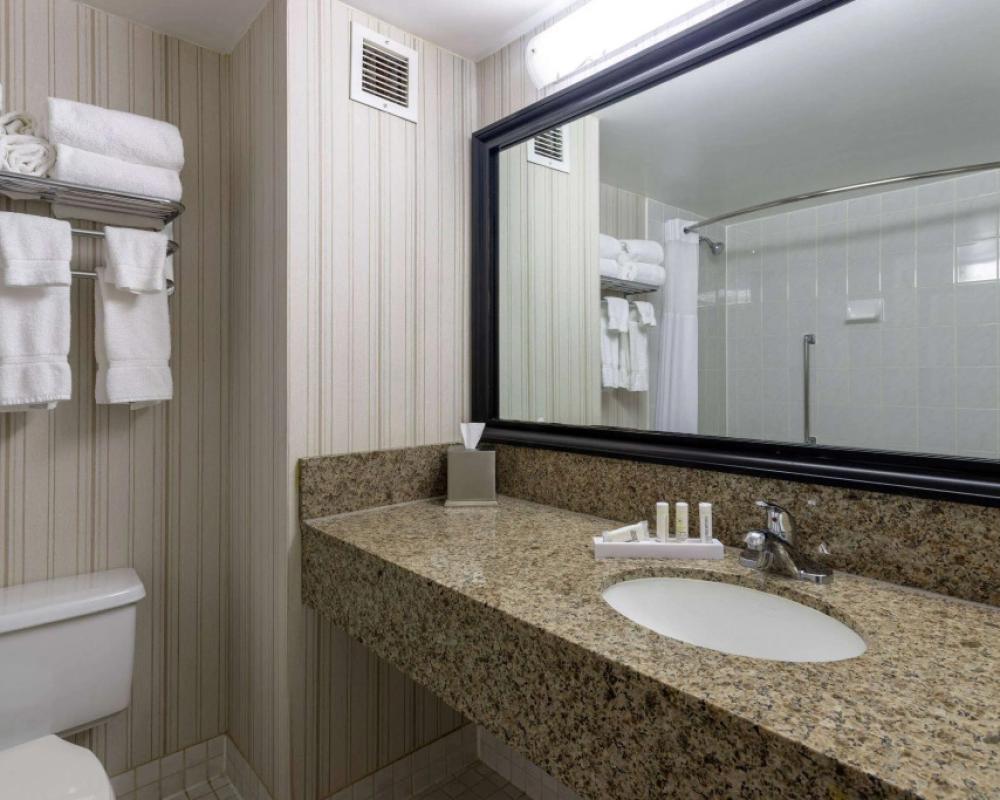 фото Ramada by Wyndham Northern Grand Hotel & Conference Centre