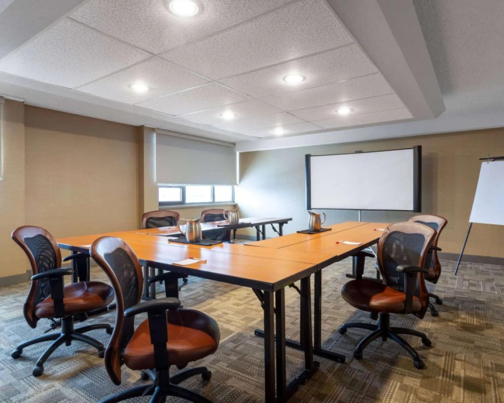 фото Ramada by Wyndham Northern Grand Hotel & Conference Centre