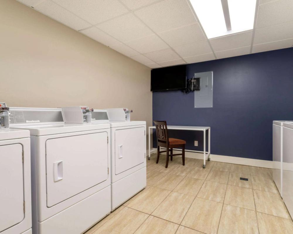 фото Ramada by Wyndham Northern Grand Hotel & Conference Centre