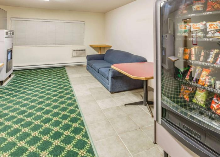 Howard Johnson by Wyndham Fort St. John