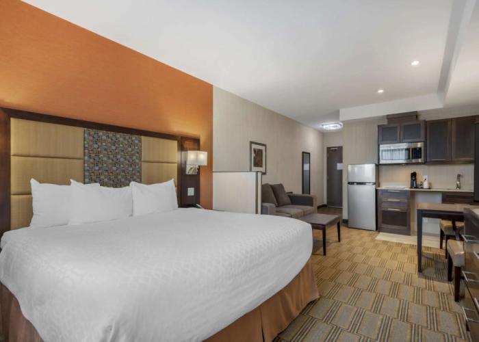 Best Western Plus Chateau Fort St. John