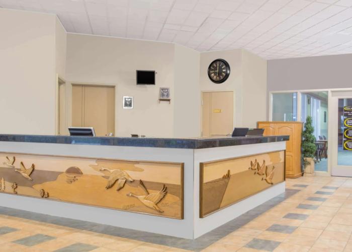 Super 8 by Wyndham Portage La Prairie MB