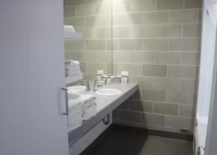 Barker Suites Southport