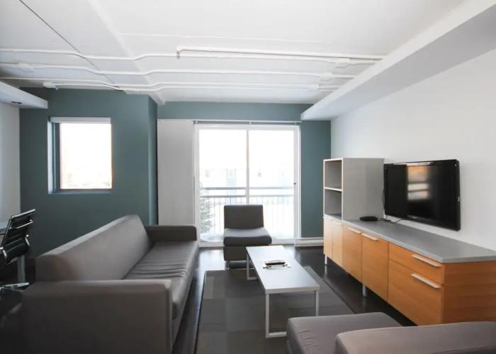 Barker Suites Southport