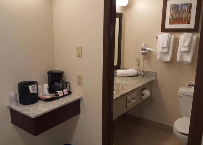 Quality Inn Airport