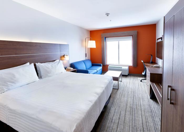 Holiday Inn Express Hotel & Suites Airport Dieppe by IHG