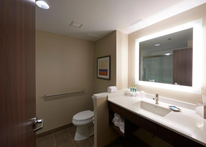 Holiday Inn Express & Suites St John's Airport by IHG