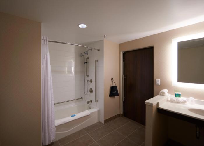 Holiday Inn Express & Suites St John's Airport by IHG