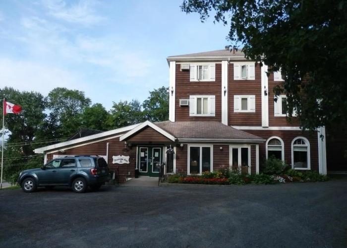 Braeside Country Inn