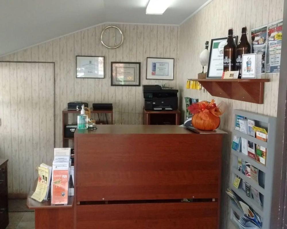 фото MacKenzie's Motel & Cottages