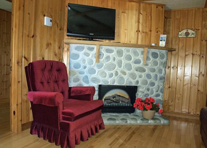 MacKenzie's Motel & Cottages