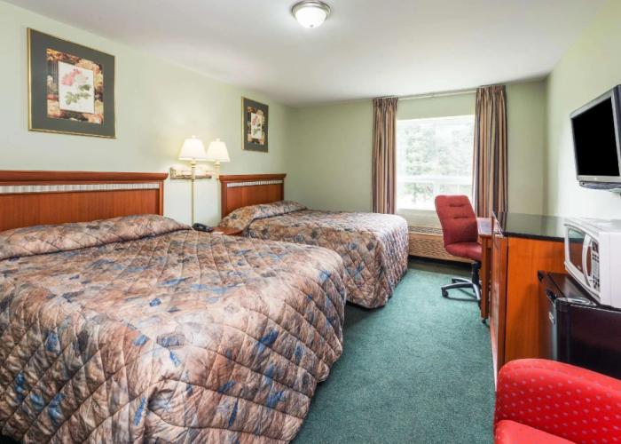 Knights Inn Bracebridge