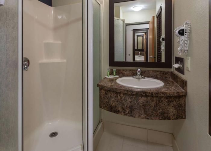 Super 8 by Wyndham Lachenaie/Terrebonne