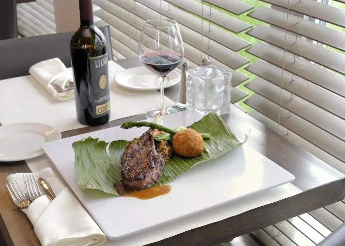 Imperia Hotel & Suites Terrebonne