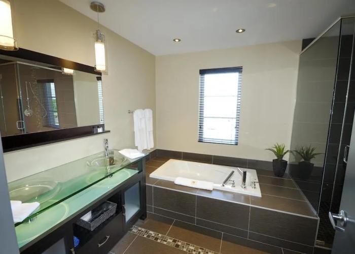Imperia Hotel & Suites Terrebonne